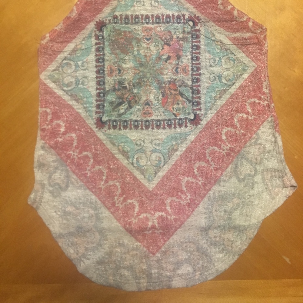 Patterned Tank - Picture 2 of 2